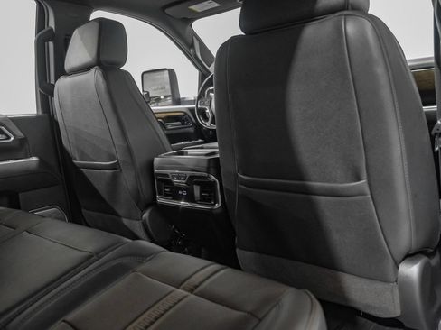 Used 2025 Chevrolet Silverado 3500 High Country w/ High Country Premium Package AWD/4WD image 36