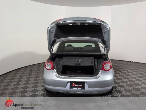 Used 2008 Volkswagen Eos Komfort image 9