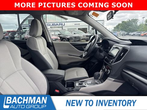 Used 2022 Subaru Forester Premium AWD/4WD image 4