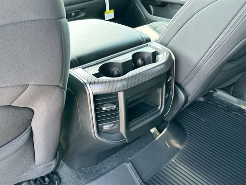 New 2026 RAM 1500 Big Horn w/ Night Edition AWD/4WD image 31