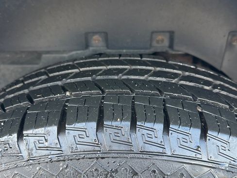 Used 2008 Ford Explorer Sport Trac Limited image 10