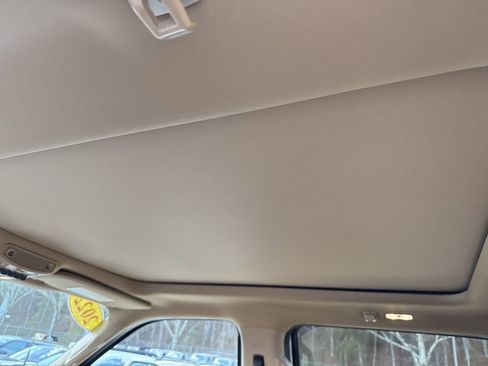 Used 2022 Ford F250 Lariat w/ Tremor Off-Road Package image 22