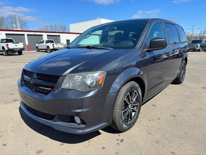 Used 2014 Dodge Grand Caravan SXT w/ Quick Order Package 29G SXT