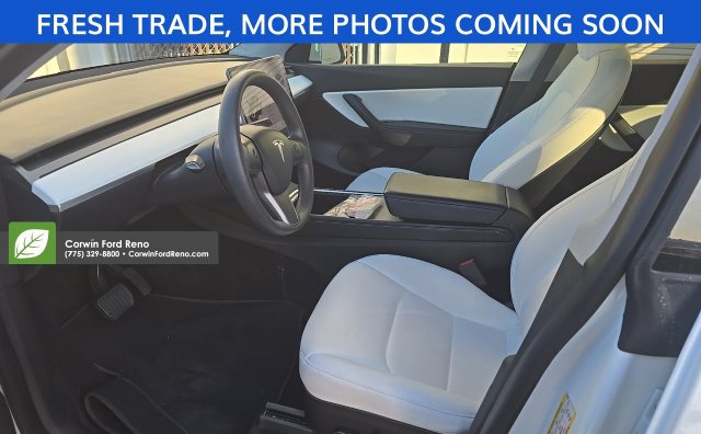 Used 2022 Tesla Model Y Long Range AWD/4WD image 8