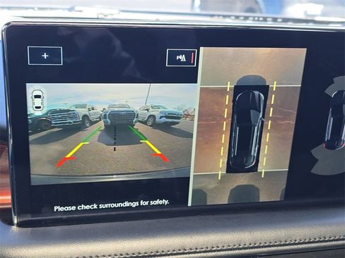 Used 2022 Lincoln Nautilus Reserve w/ Equipment Group 201A image 17