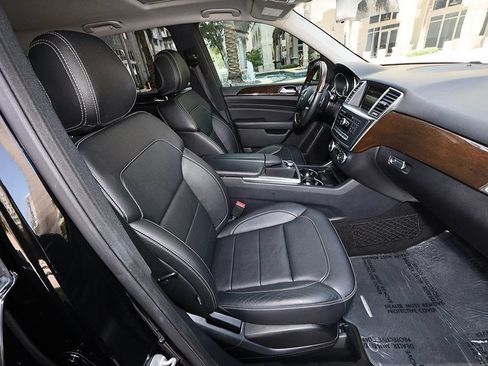 Used 2015 Mercedes-Benz ML 250 BlueTEC 4MATIC image 7