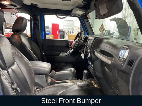 Used 2015 Jeep Wrangler Unlimited Rubicon AWD/4WD image 13