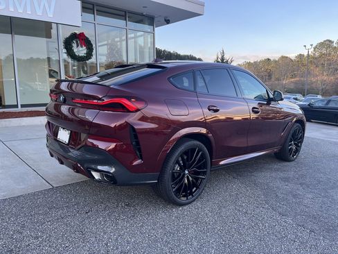 New 2026 BMW X6 xDrive40i w/ Climate Comfort Package image 8