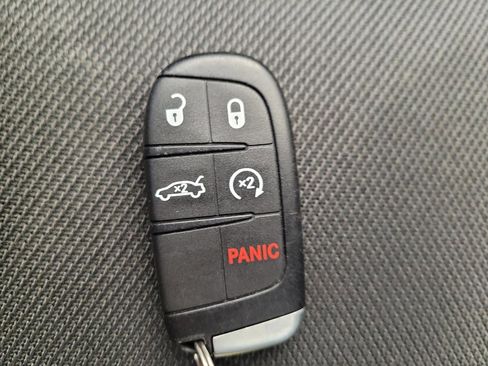 Used 2022 Dodge Charger SXT image 32