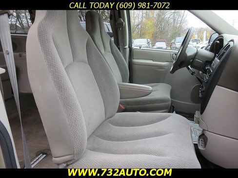 Used 2005 Dodge Grand Caravan SE w/ Popular Equipment Group I image 7