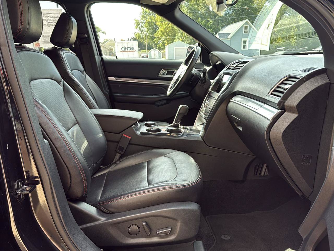Used 2019 Ford Explorer Sport AWD/4WD image 27