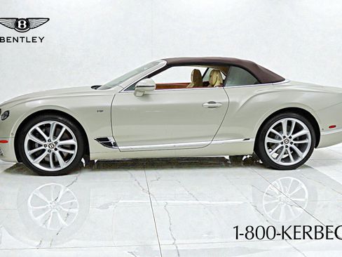 Used 2020 Bentley Continental GT image 27