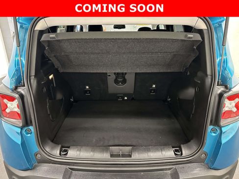 Certified 2021 Jeep Renegade Trailhawk AWD/4WD image 12