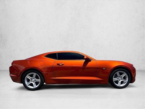 Certified 2024 Chevrolet Camaro LT RWD image 5