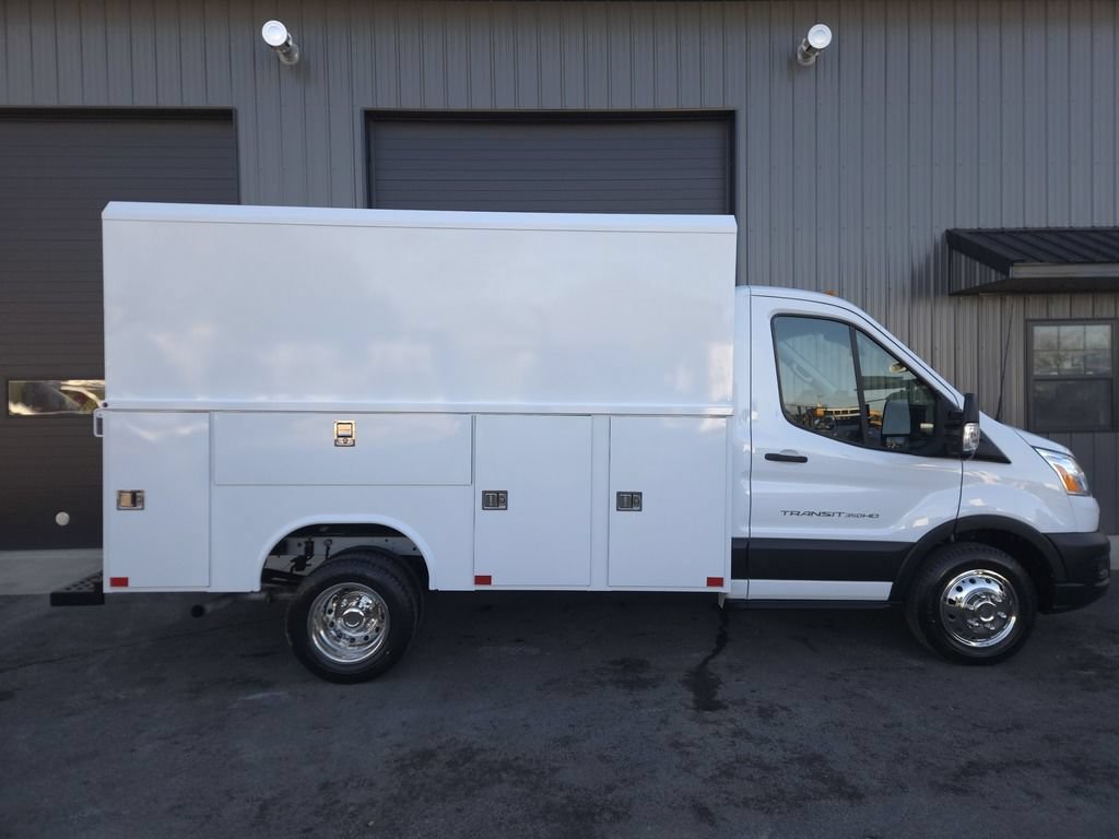 Used 2021 Ford Transit 350 DRW w/ Interior Upgrade Package RWD image 5