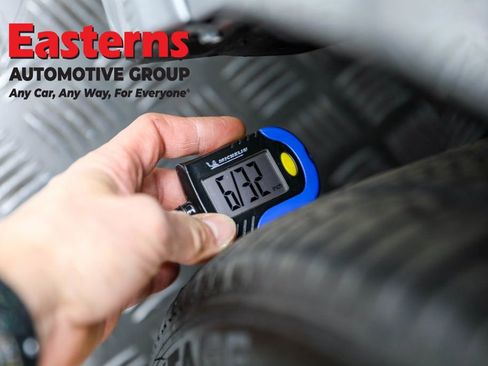 Used 2024 Toyota Camry SE FWD image 27