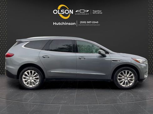 Used 2018 Buick Enclave Premium w/ Experience Buick Package AWD/4WD image 11
