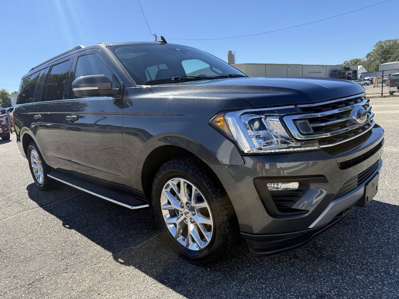 Used 2021 Ford Expedition Max XLT AWD/4WD image 16