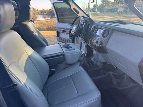 Used 2012 Ford F250 XL w/ PWR Equipment Group image 10