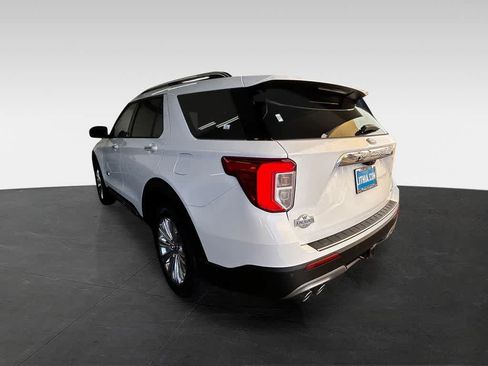 Used 2021 Ford Explorer King Ranch w/ Premium Technology Package AWD/4WD image 5