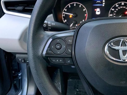 Used 2024 Toyota Corolla LE image 23