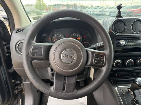 Used 2016 Jeep Compass Sport w/ Power Value Group AWD/4WD image 13