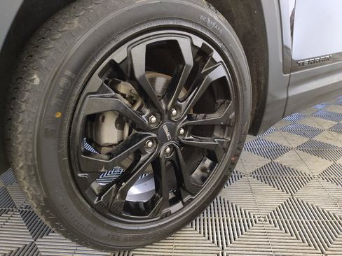 Used 2019 GMC Terrain SLE w/ Driver Convenience Package FWD image 31