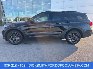 Used 2025 Ford Explorer ST video 2