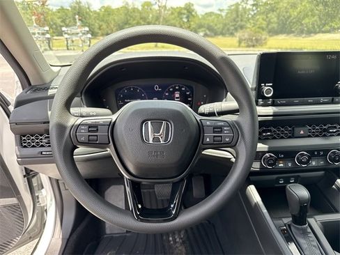 New 2025 Honda Accord LX image 30