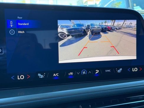 New 2026 Chevrolet Traverse LT w/ Midnight/Sport Edition image 12