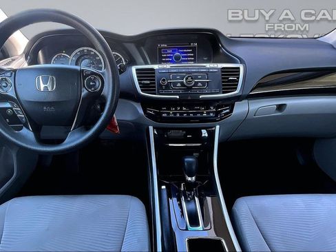 Used 2017 Honda Accord LX image 15