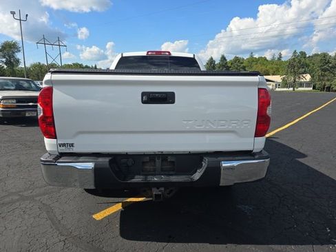 Used 2017 Toyota Tundra SR5 image 6