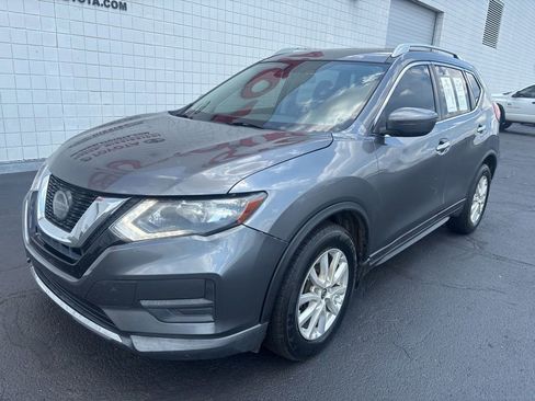 Used 2019 Nissan Rogue S w/ Special Edition Package FWD image 1
