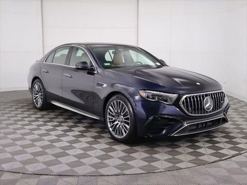 New 2026 Mercedes-Benz E 53 AMG e 4MATIC Sedan image 3