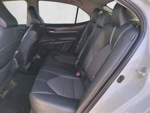 Used 2023 Toyota Camry SE FWD image 17