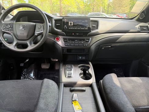 Used 2022 Honda Pilot Sport image 15