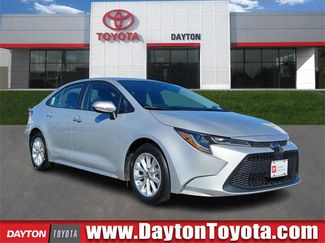 Certified 2022 Toyota Corolla LE image 1