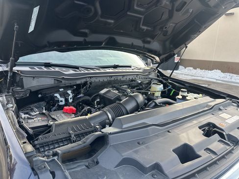 Used 2025 Ford F250 XLT w/ Snow Plow Prep Package image 40