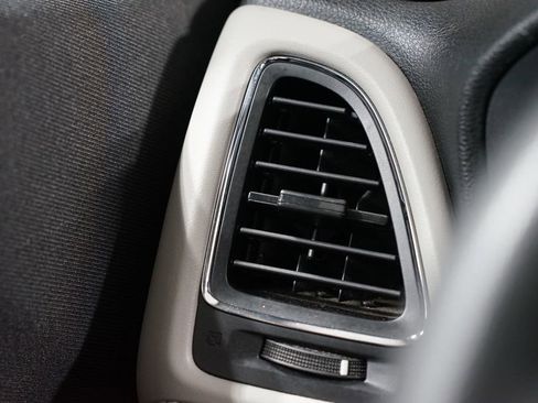 Used 2022 Honda HR-V EX image 24
