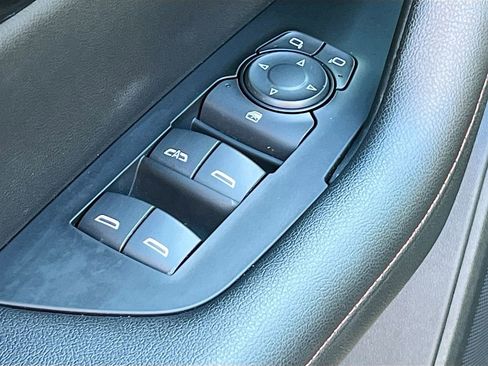 Used 2021 Chevrolet Blazer RS image 18