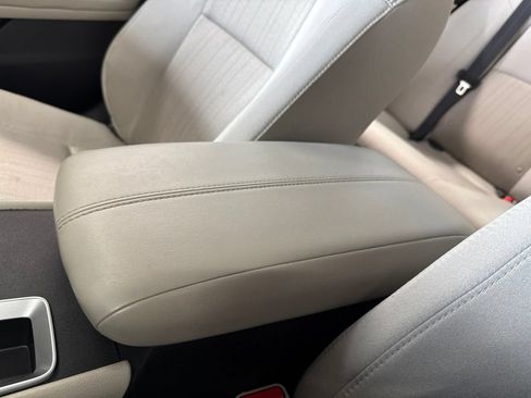 Used 2025 Nissan Altima 2.5 SV FWD image 28