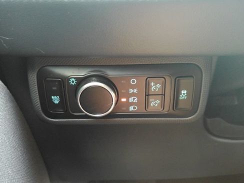 Used 2023 Ford Mustang Mach-E Select RWD image 34