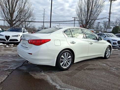 Used 2017 INFINITI Q50 3.0t Premium w/ 3.0T Premium Plus Package image 6