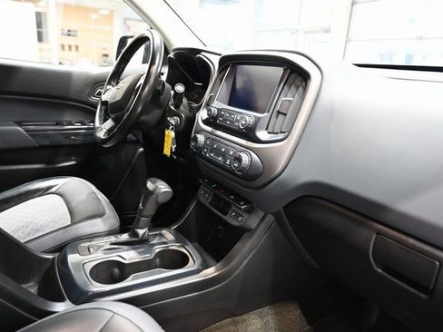 Used 2017 Chevrolet Colorado Z71 image 14