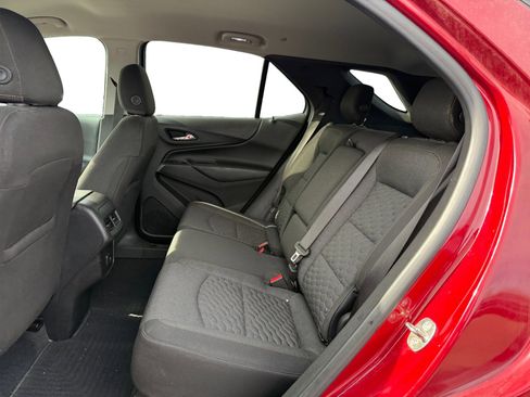 Used 2019 Chevrolet Equinox LT FWD image 10