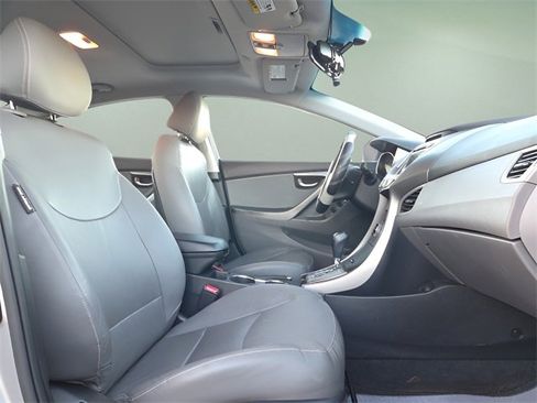 Used 2013 Hyundai Elantra Limited w/ Technology Pkg image 14