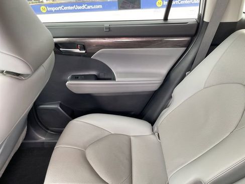 Used 2020 Toyota Highlander Limited AWD/4WD image 31