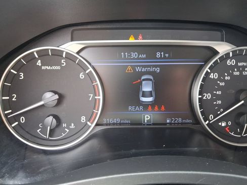 Used 2025 Nissan Altima 2.5 SV FWD image 16