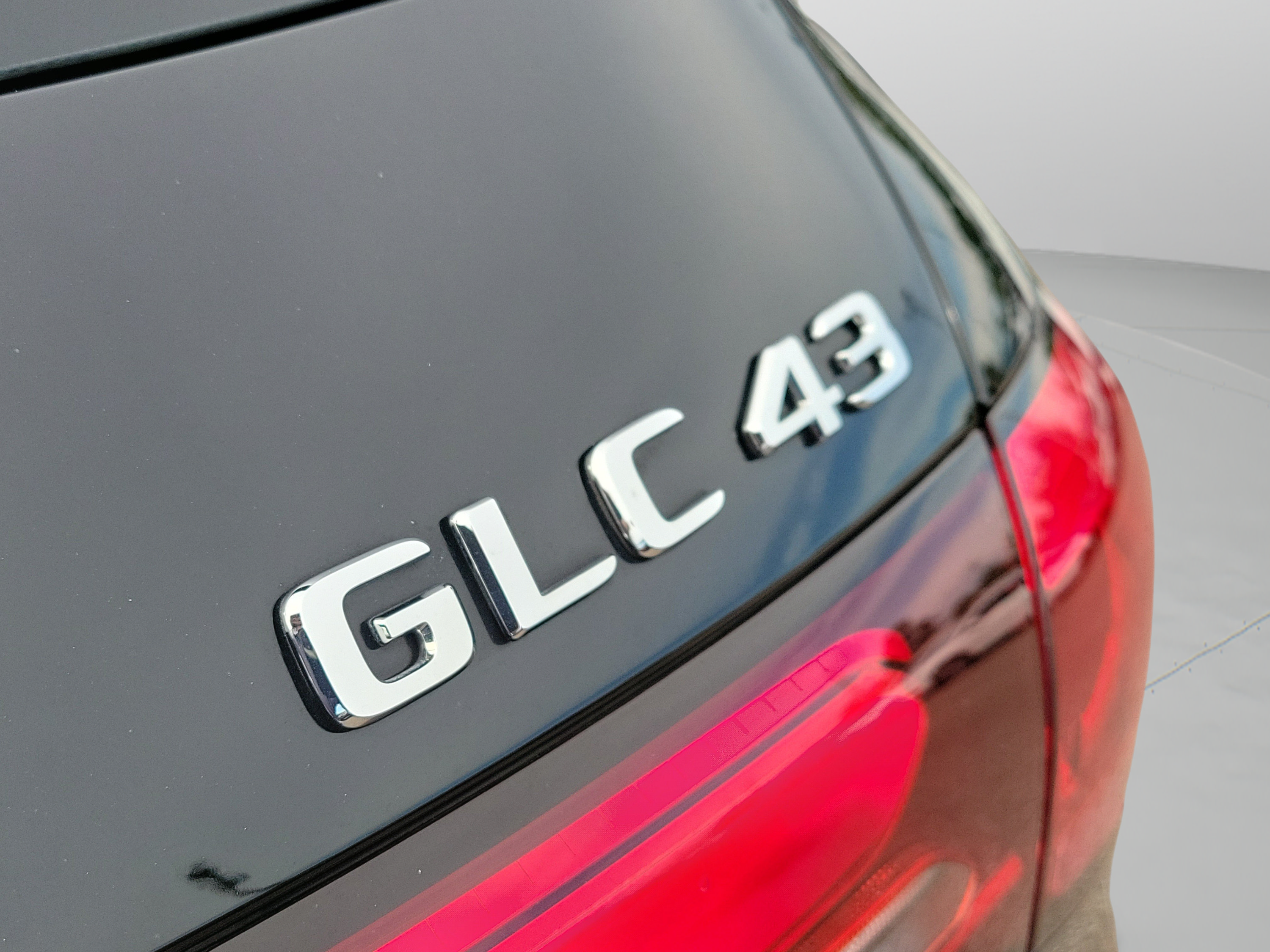 Certified 2024 Mercedes-Benz GLC 43 AMG 4MATIC image 31