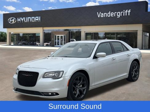 Used 2023 Chrysler 300 S image 5
